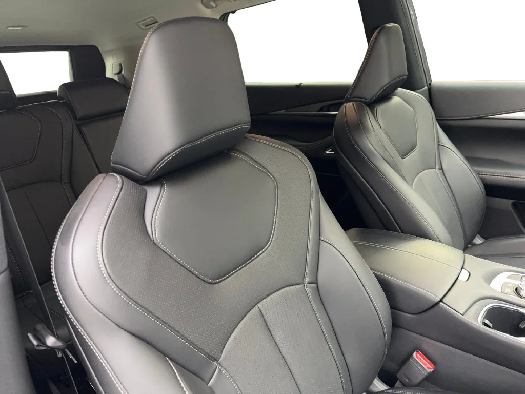 Used 2026 Gray INFINITI LUXE image 51