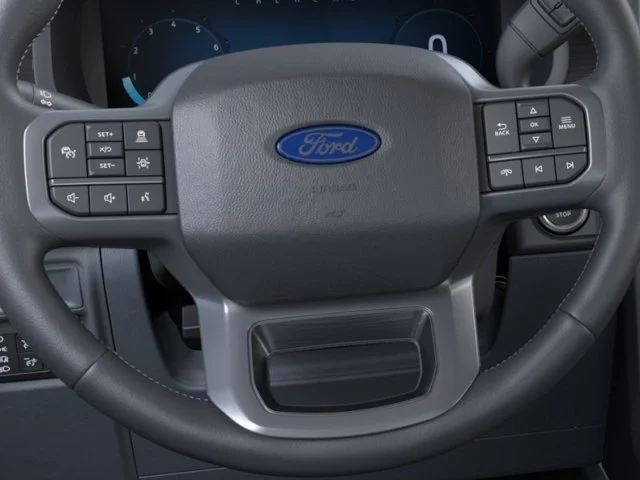 New 2026 Oxford White Ford XLT image 34