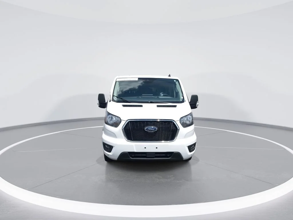 Used 2024 White Ford XLT image 3