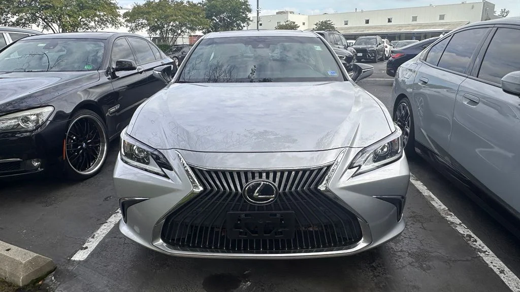 Used 2021 Silver Lexus 350 image 12
