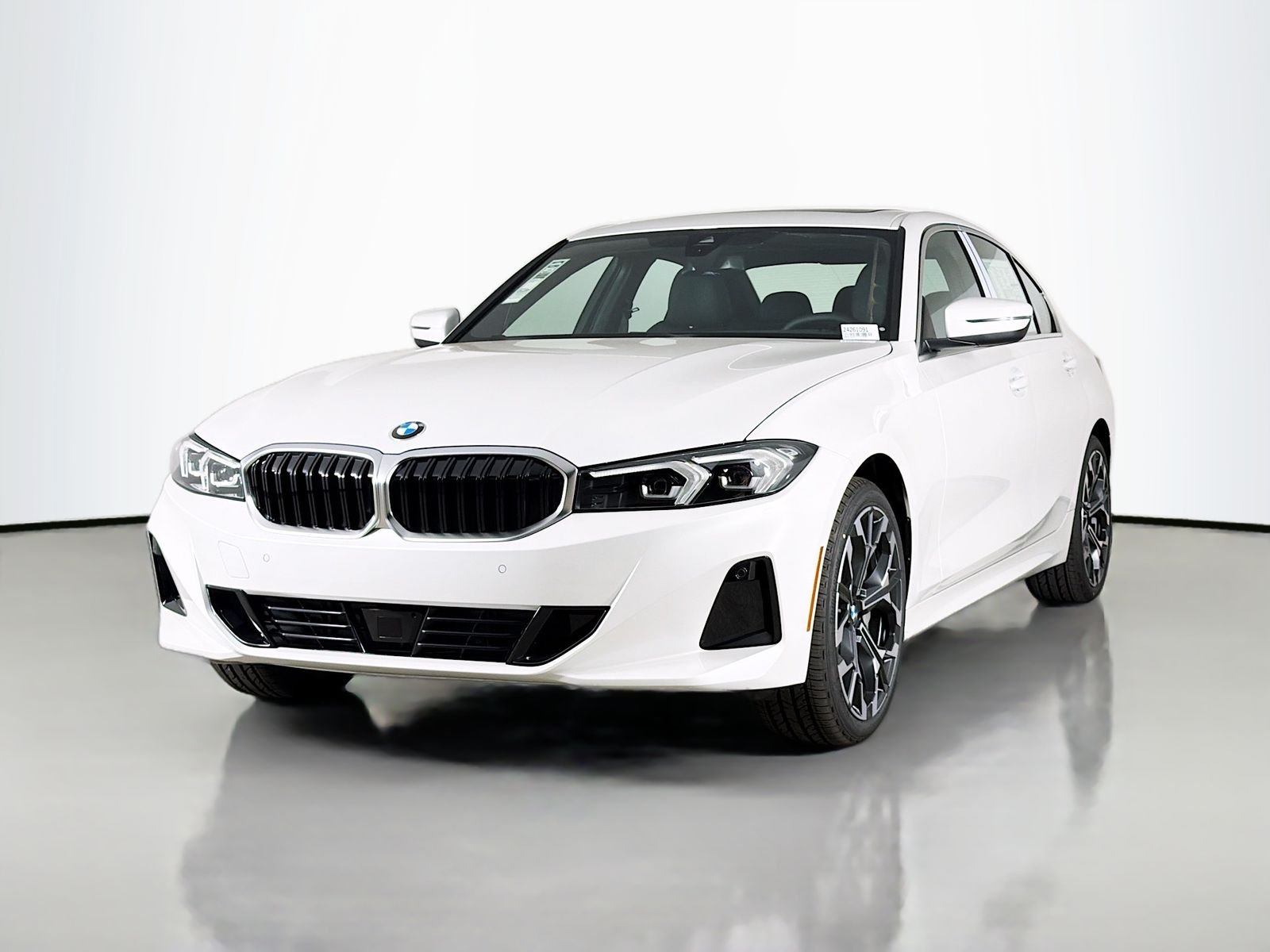 New 2026 Mineral White Metallic BMW 330i image 3