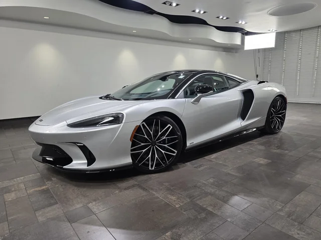 2027 McLaren GTS Performance