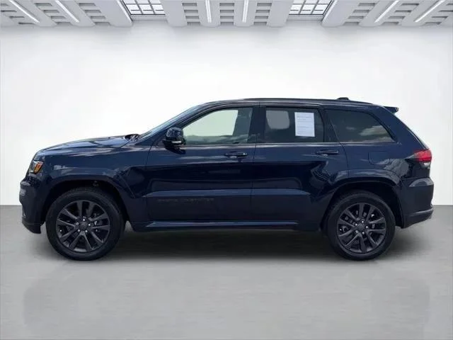 Used 2018 Blue Jeep High Altitude image 6