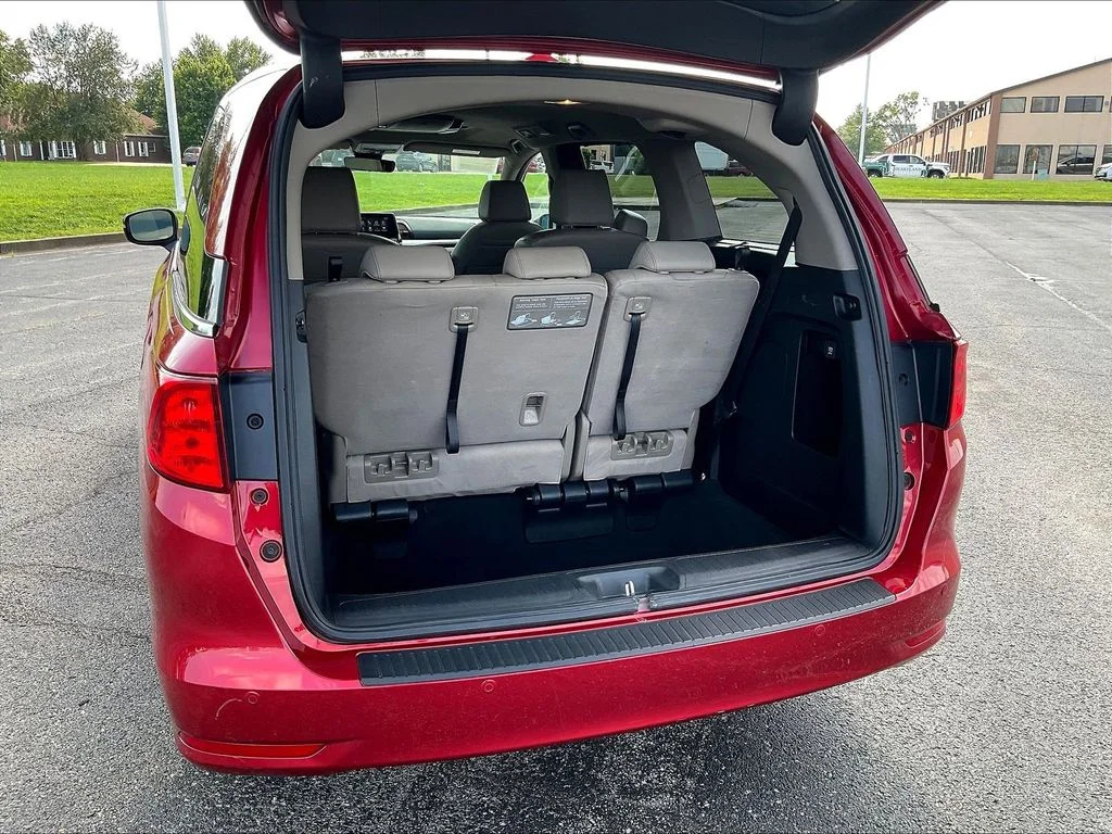 Certified Used 2022 Radiant Red Metallic II Honda Touring image 18