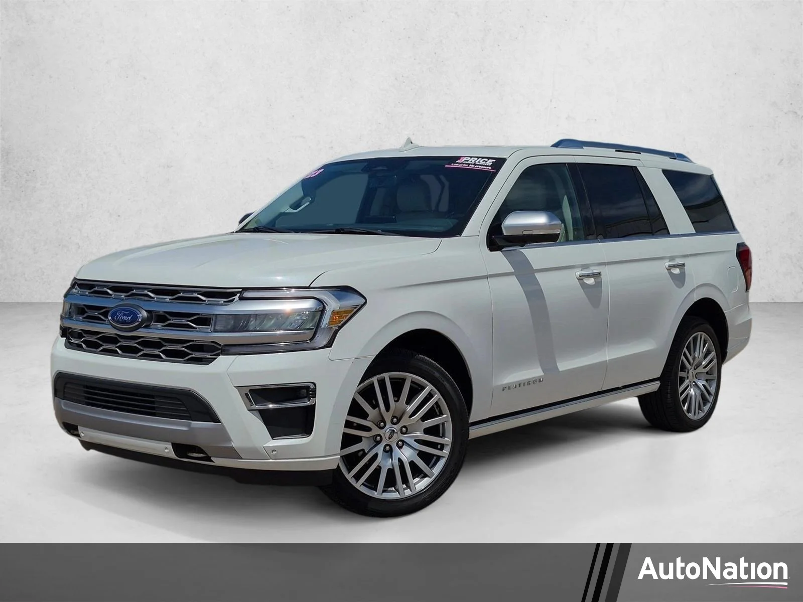 Certified Used 2023 Star White Metallic Tri-Coat Ford Platinum image 1