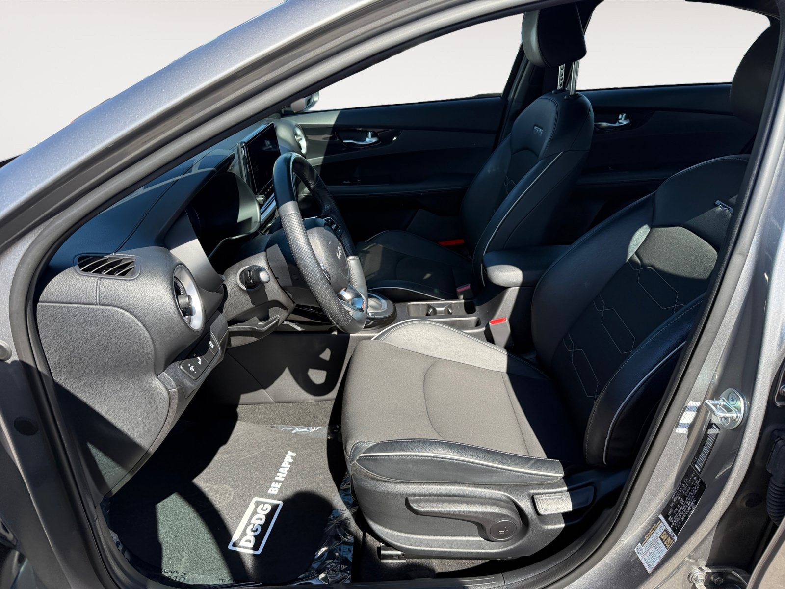 Used 2023 Steel Gray Kia GT-Line image 10