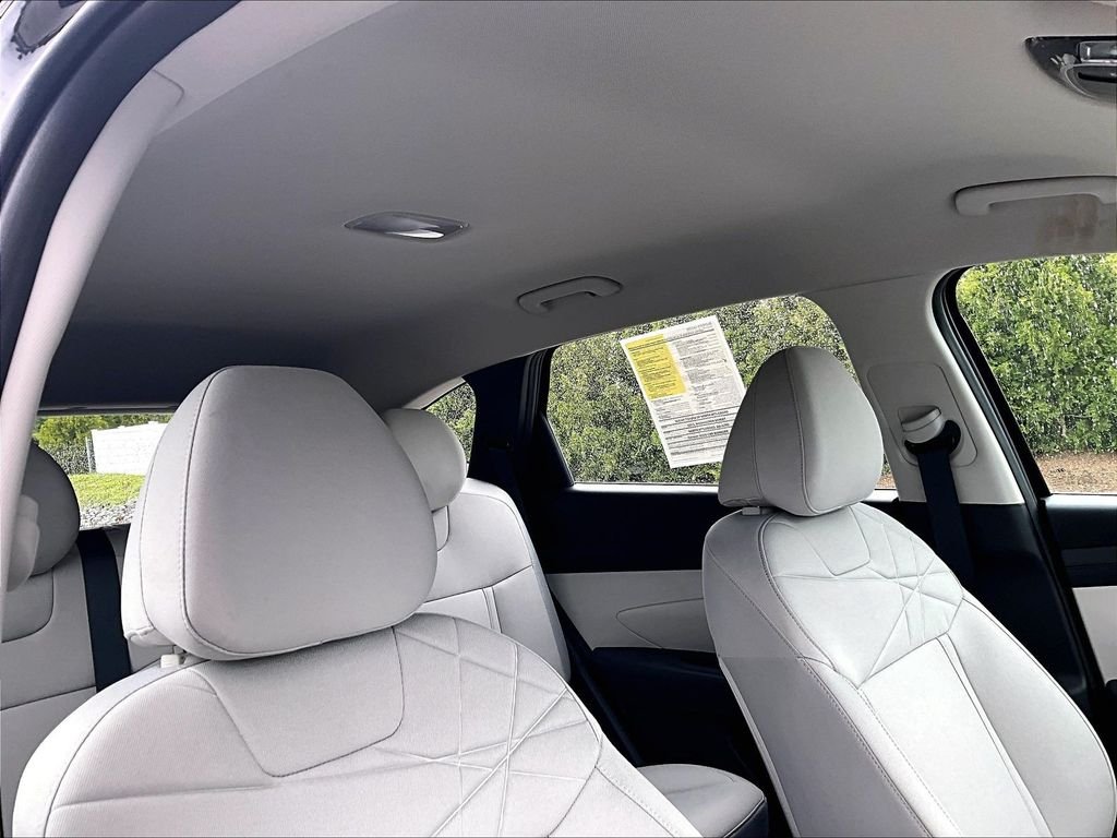 Used 2026 Black Hyundai SE image 22