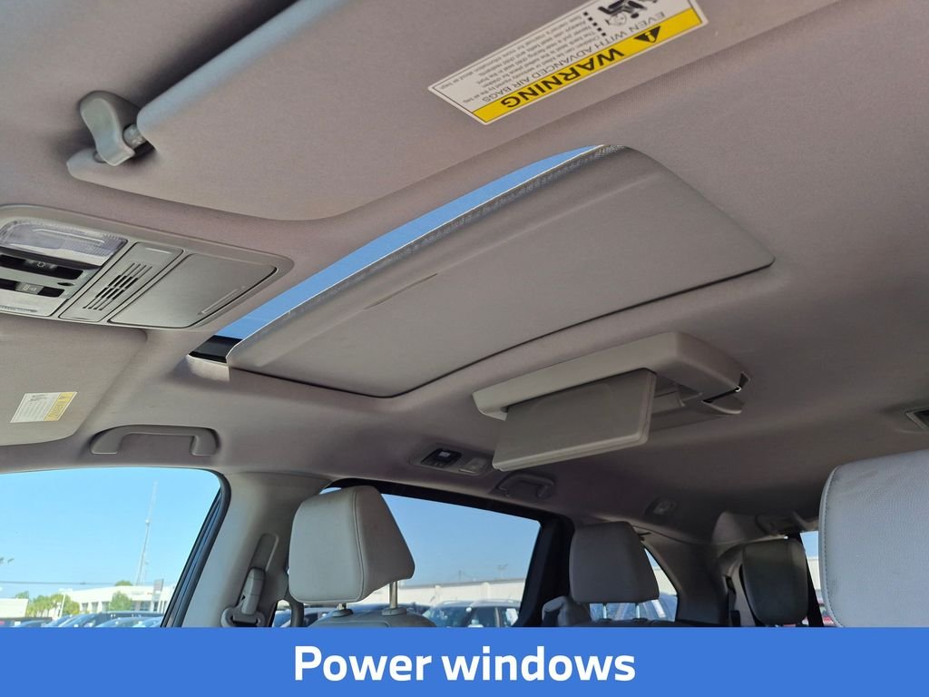 Used 2019  Honda EX-L image 18
