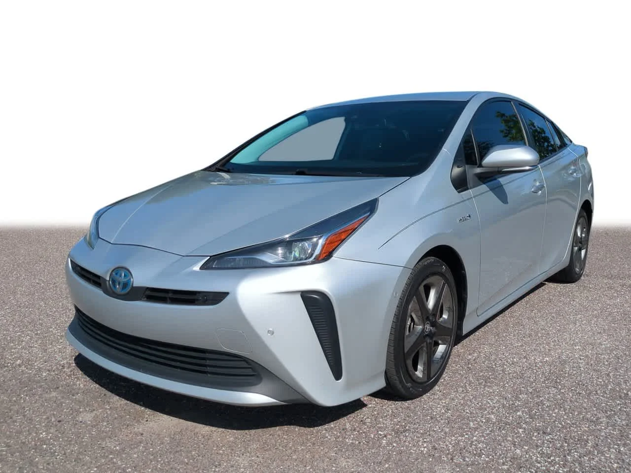 2021 Toyota Prius Limited FWD's photo