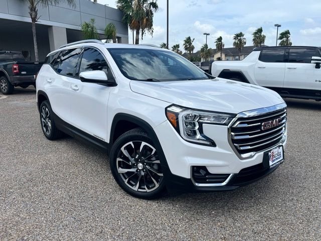 Used 2023 White GMC SLT image 1