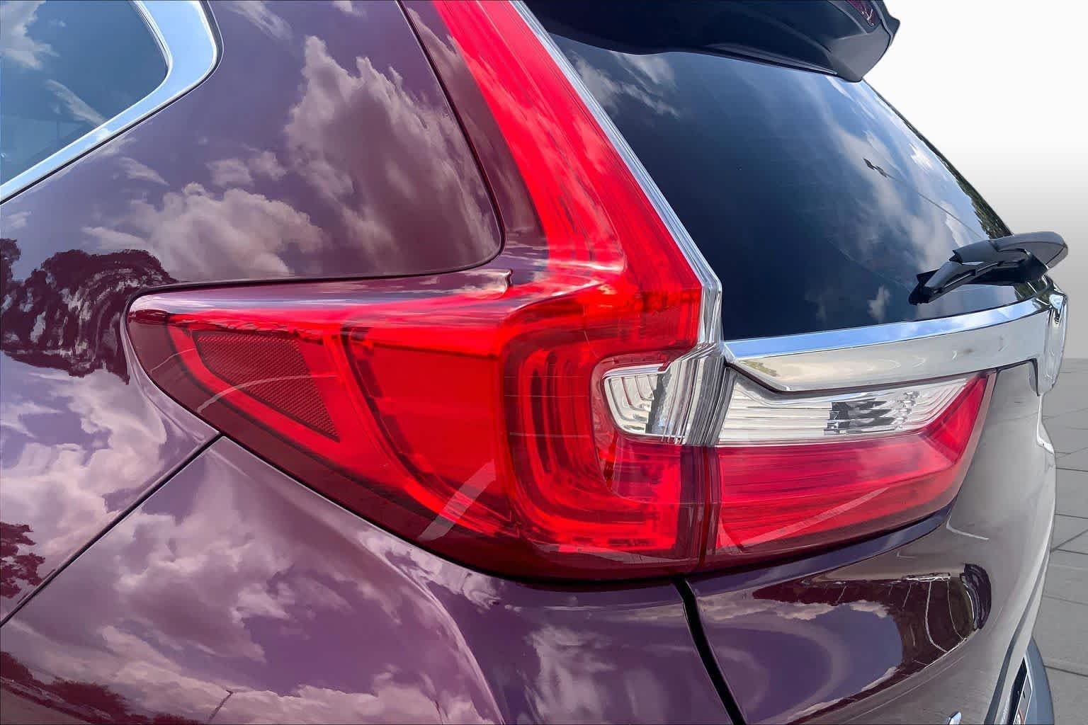 Used 2019 Basque Red Pearl II Honda LX image 28