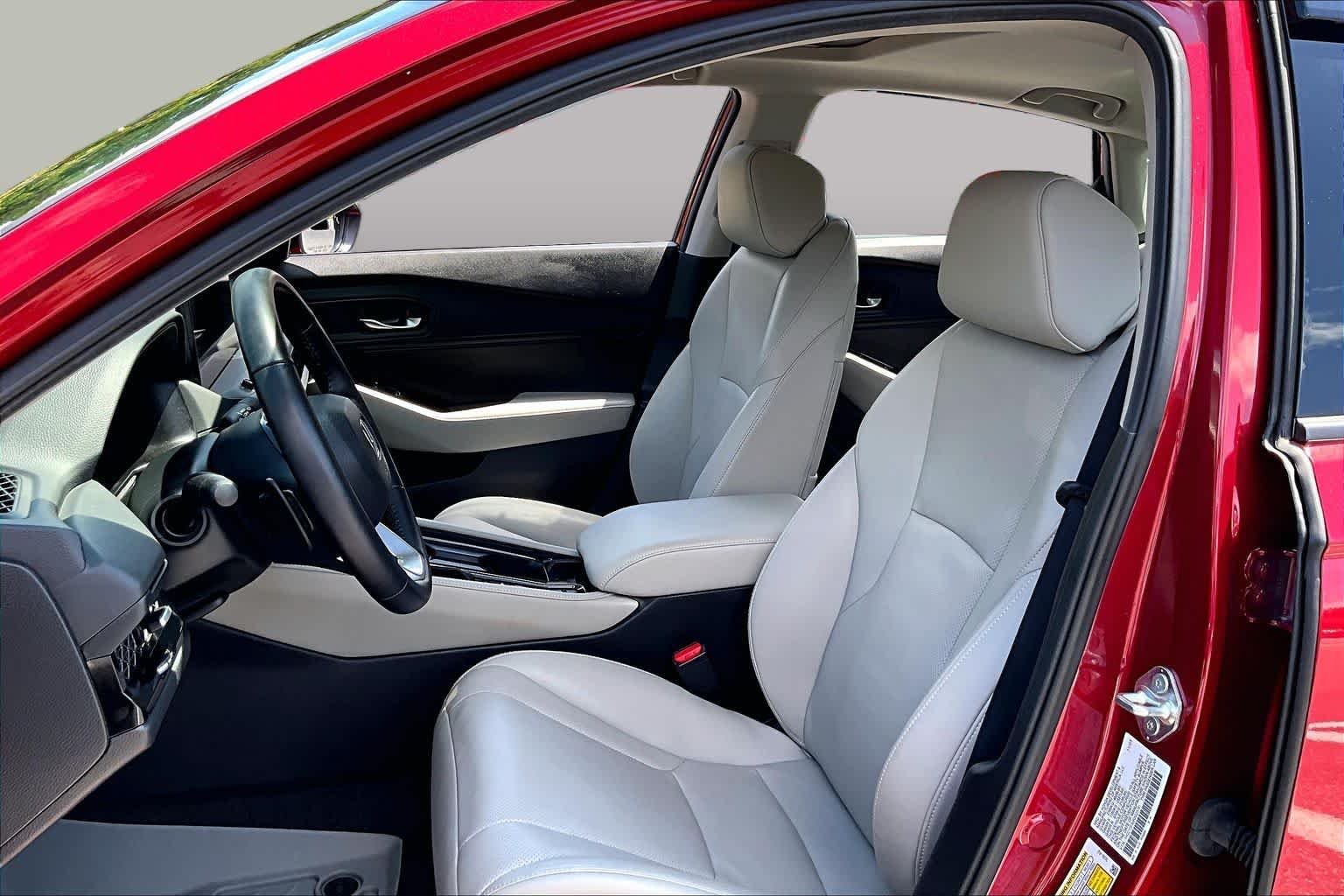 Used 2024 Radiant Red Metallic Honda Touring image 8