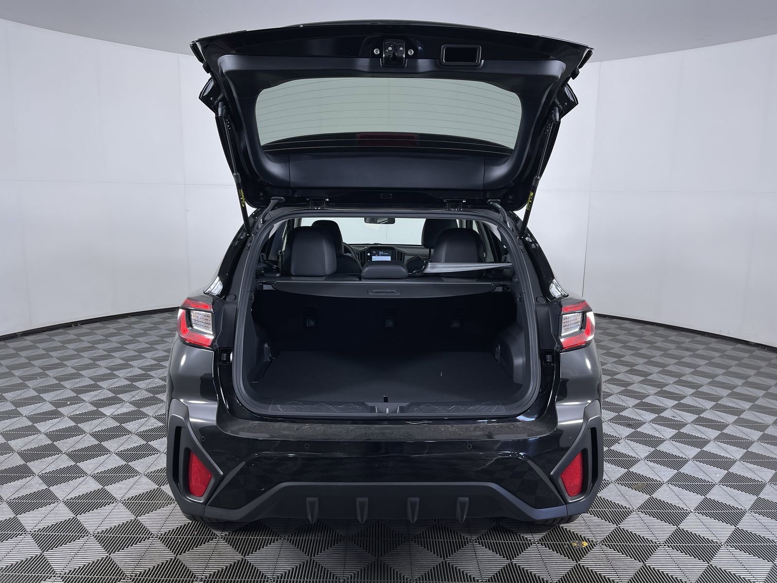 New 2026 CRYSTAL BLACK SILICA Subaru Limited Hybrid image 24