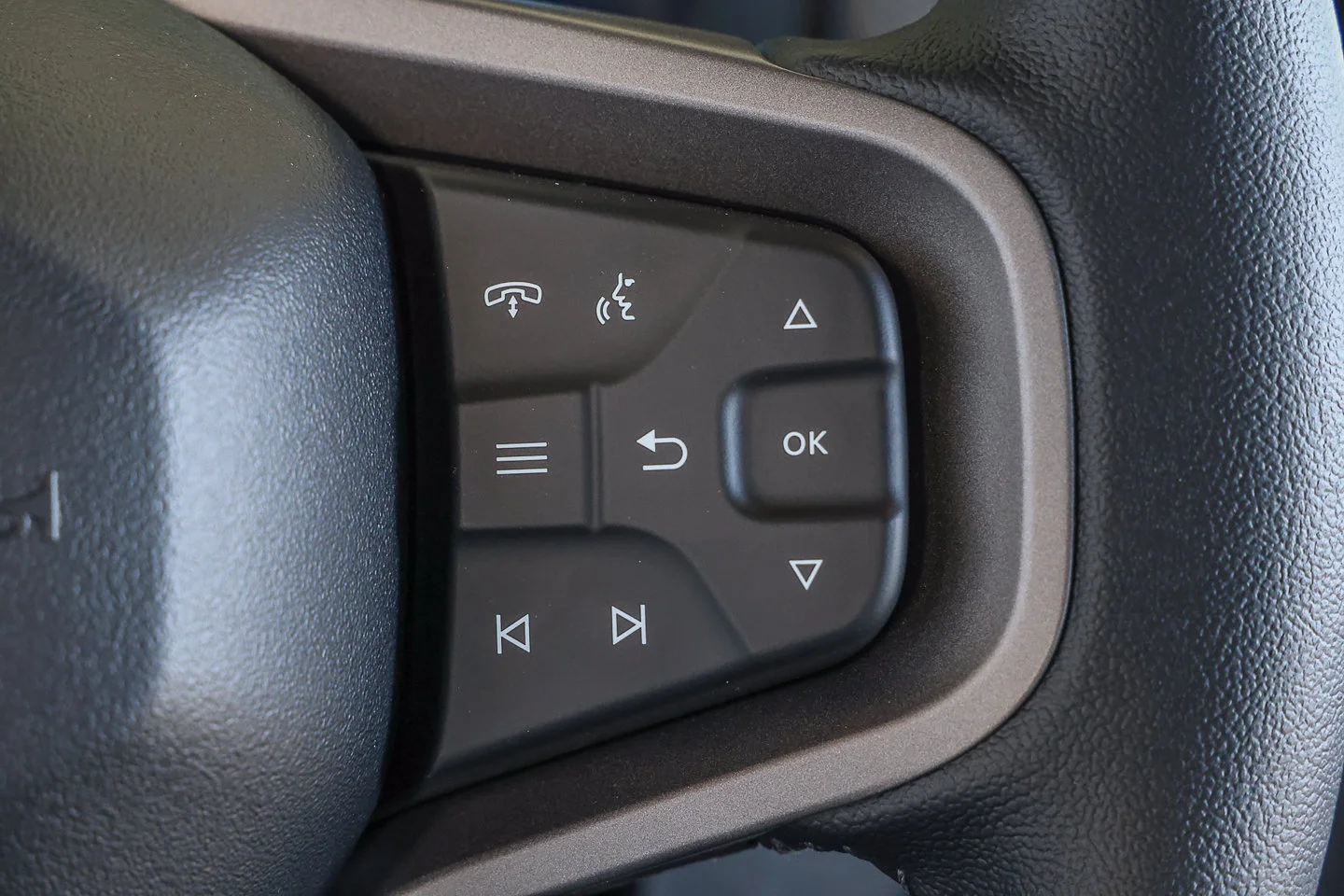 New 2026 Avalanche Gray Ford Big Bend® image 24
