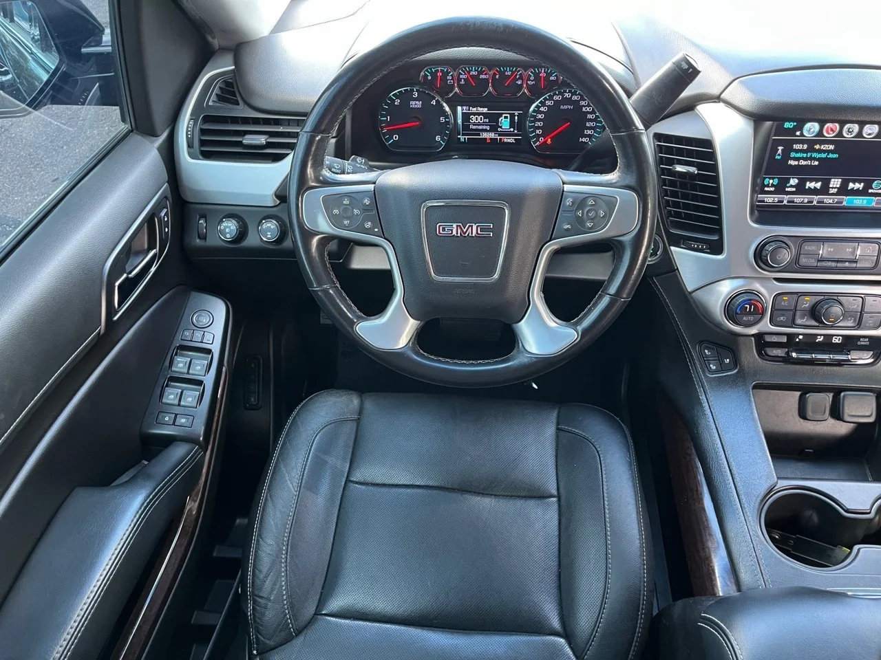 Used 2020 Onyx Black GMC SLT image 13