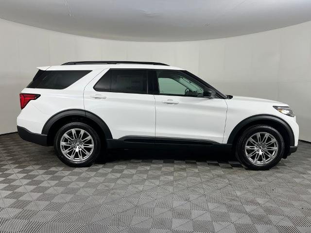 New 2026 Star White Metallic Tri-Coat Ford Active image 5