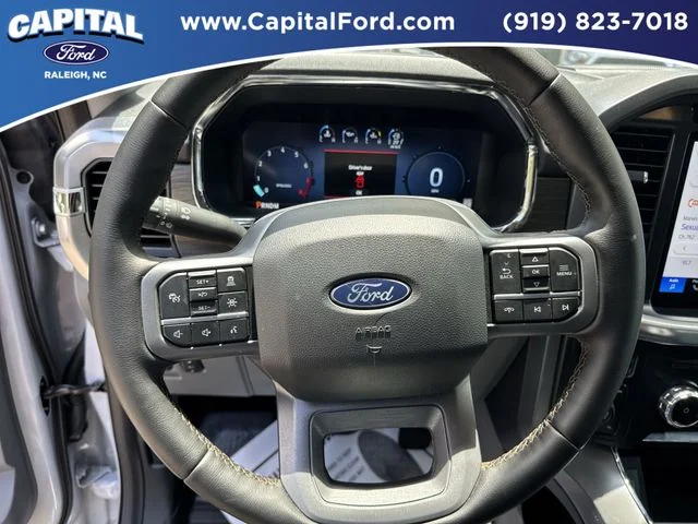 Used 2025 White Ford Lariat image 24