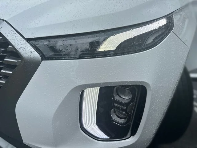 Used 2022 White Hyundai SEL image 9