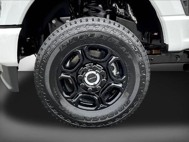 New 2026 Oxford White Ford F-250® XL image 44