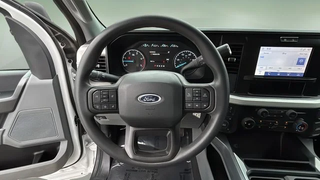 Used 2025 White Ford XLT image 13