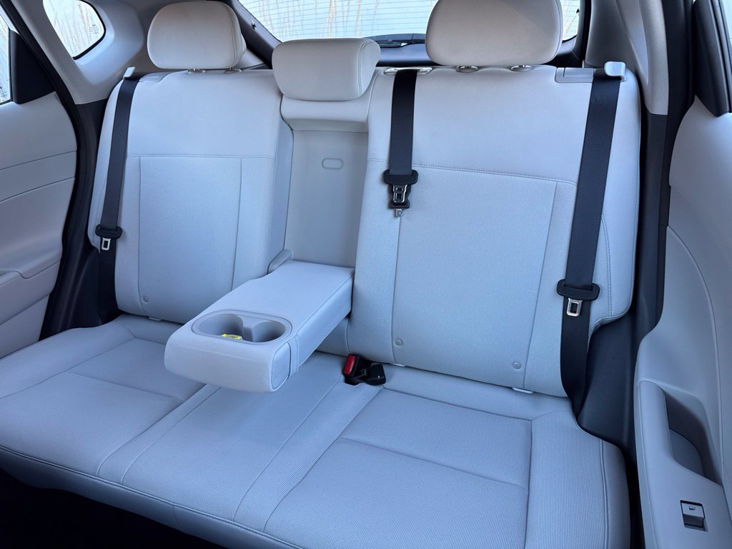 Certified Used 2024 White Hyundai SE image 27