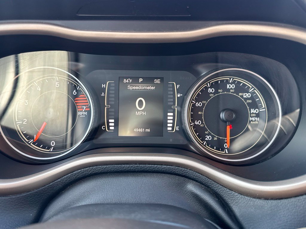 Used 2016 Blue Jeep Latitude image 21