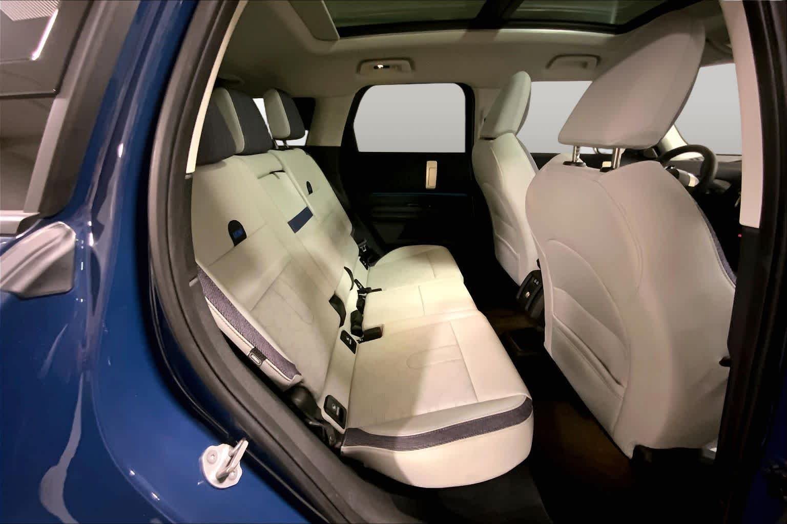 Used 2025 Indigo Sunset Blue Metallic MINI S image 19