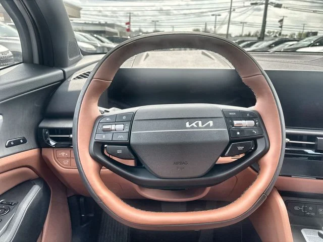 New 2026 Wolf Gray Kia X-Line image 13
