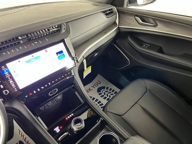 Used 2026 Silver Jeep Limited image 34