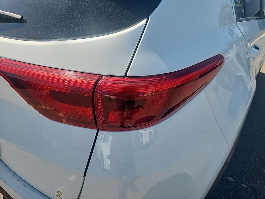 Certified Used 2019 White Kia LX image 12