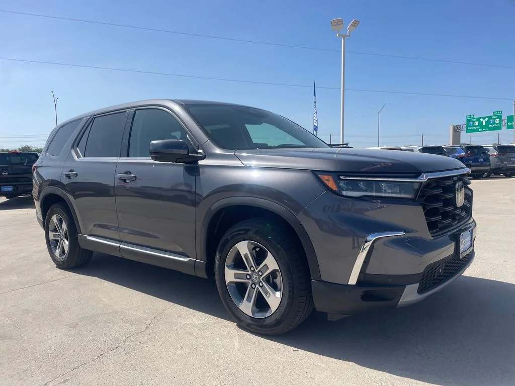Used 2025 Gray Honda EX-L image 7