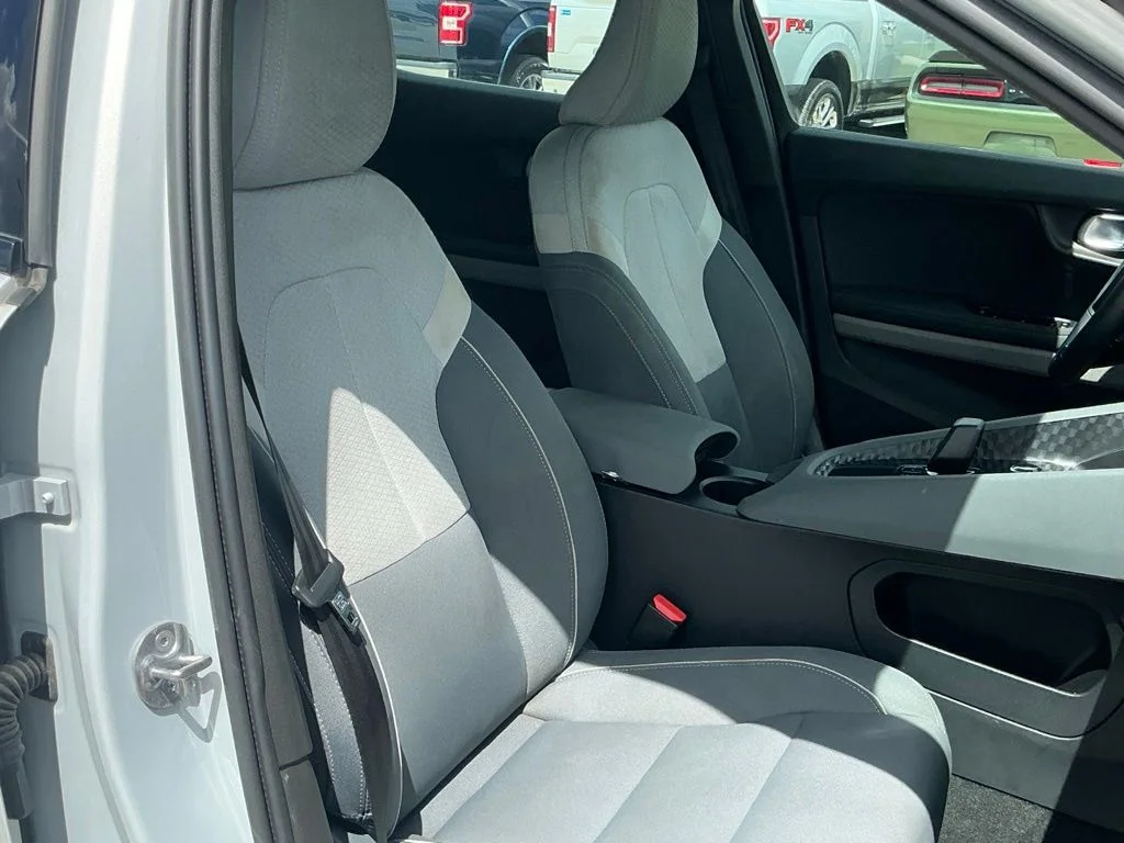 Used 2023  Polestar Long Range Dual Motor image 12