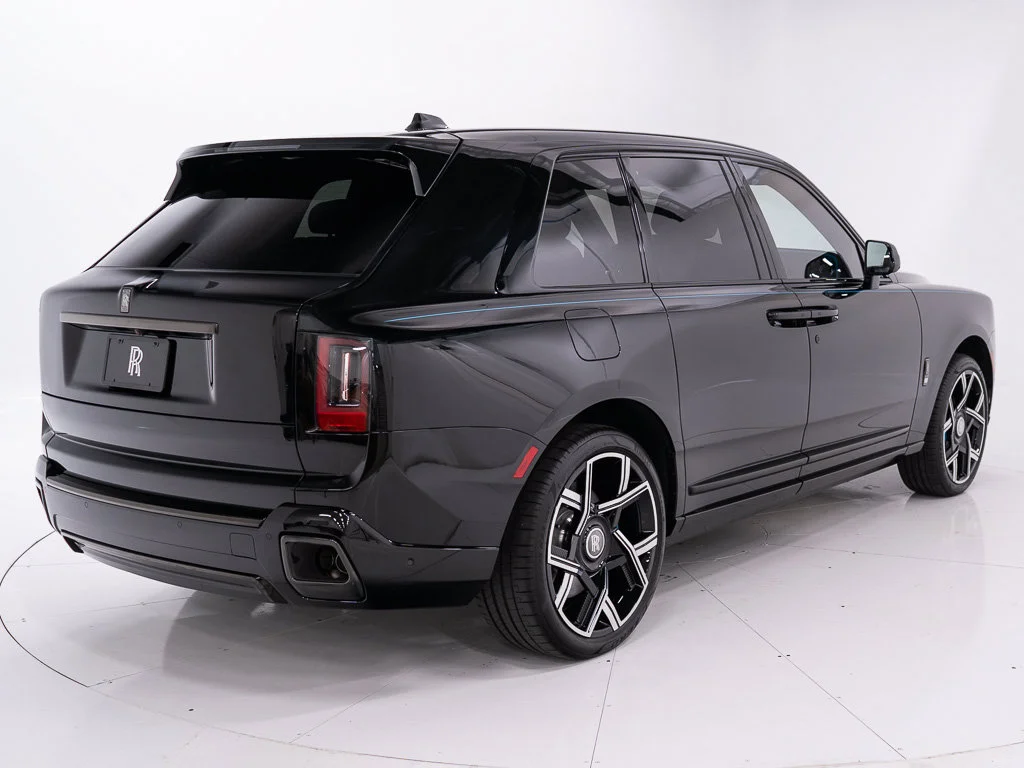 New 2027 Black Diamond Rolls-Royce  image 5