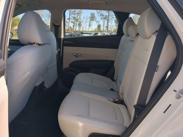 2025 Hyundai Tucson SE - Photo 14