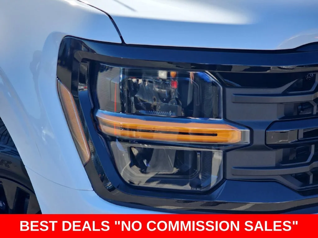 New 2026 Oxford White Ford XLT image 34