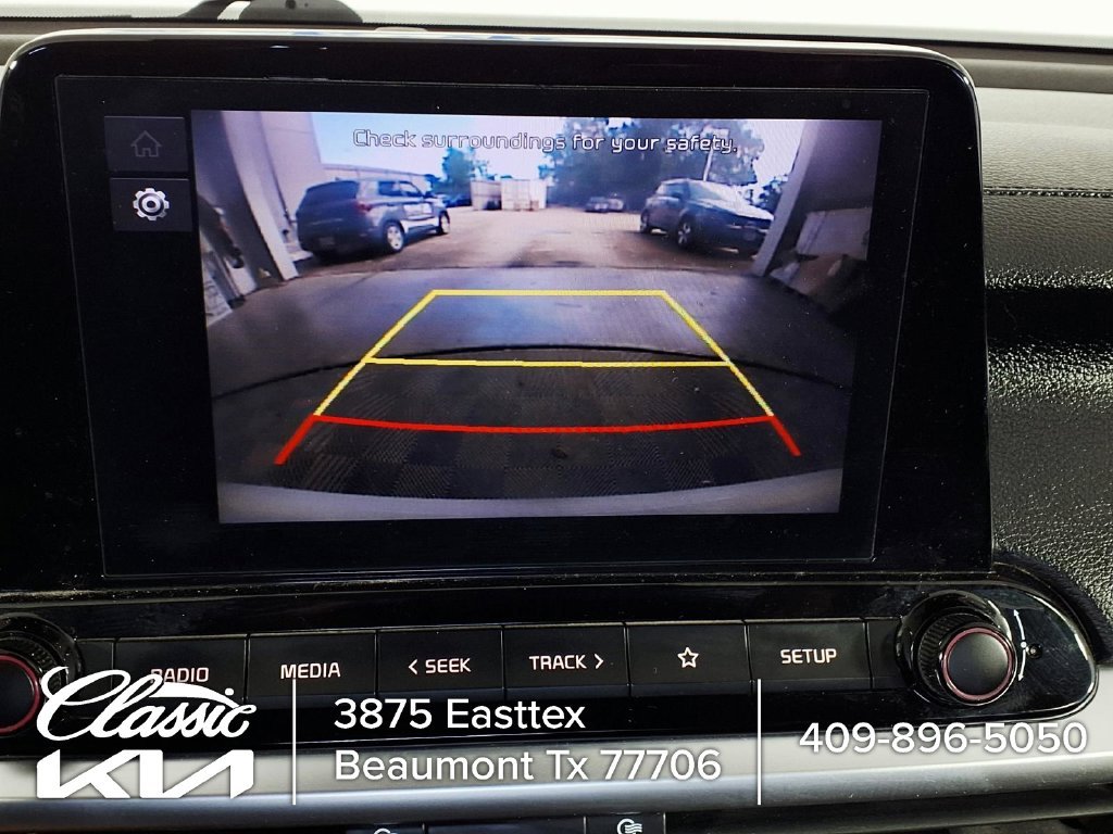 Used 2023 White Kia LXS image 16