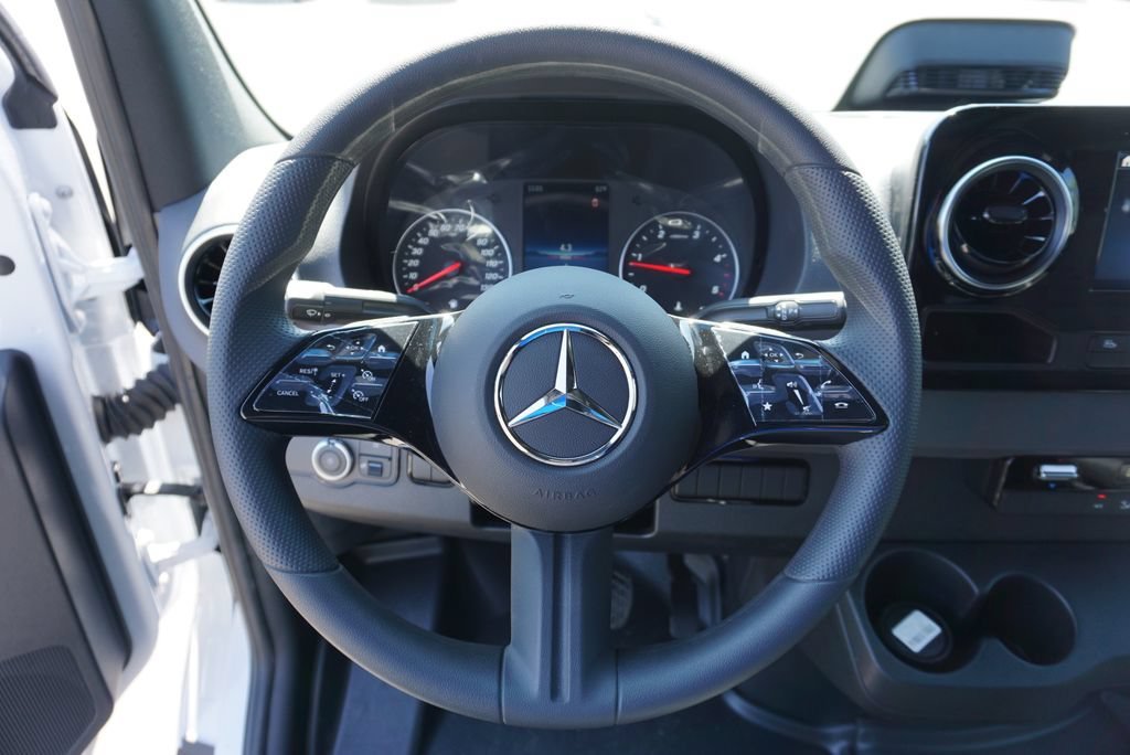 New 2026 Arctic+White Mercedes-Benz  image 46