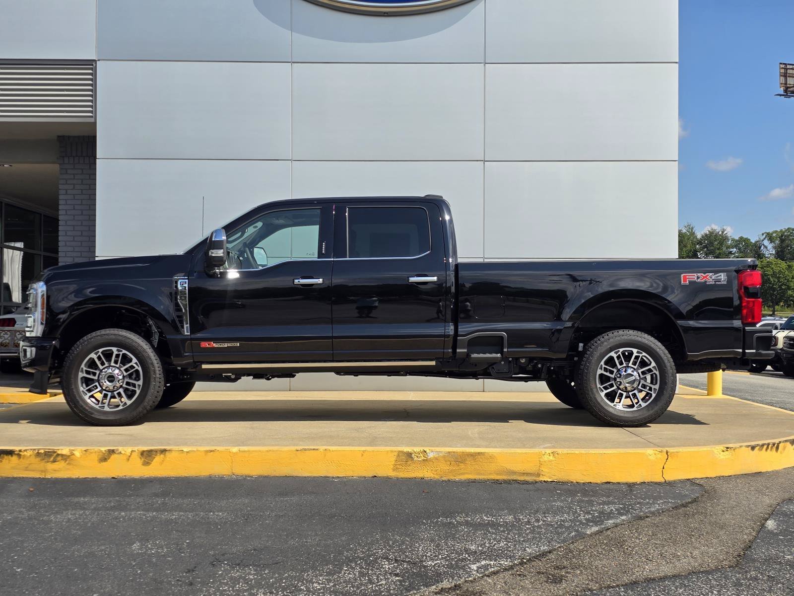 New 2026 Agate Black Metallic FORD F-350® Platinum® image 4