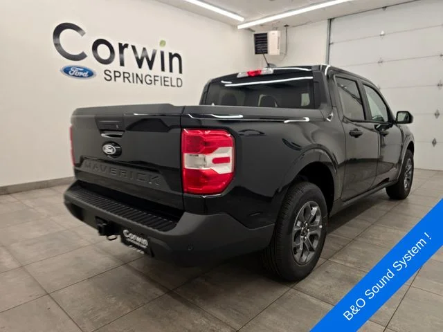 New 2026 Shadow Black Ford XLT image 5