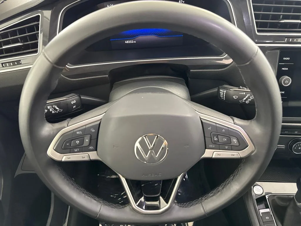 Used 2024 Gray Volkswagen 2.0T Wolfsburg Edition image 26