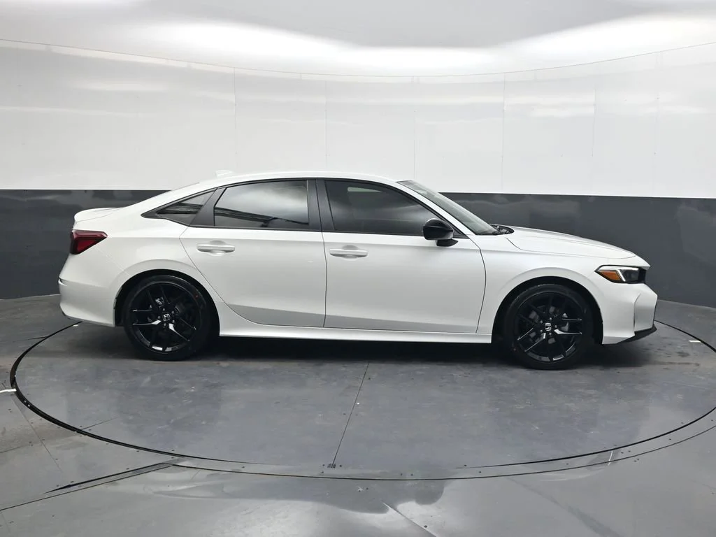 Certified Used 2026 Platinum White Pearl Honda Sport image 42