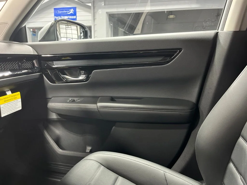 Used 2026 Solar Silver Metallic Honda EX-L image 15