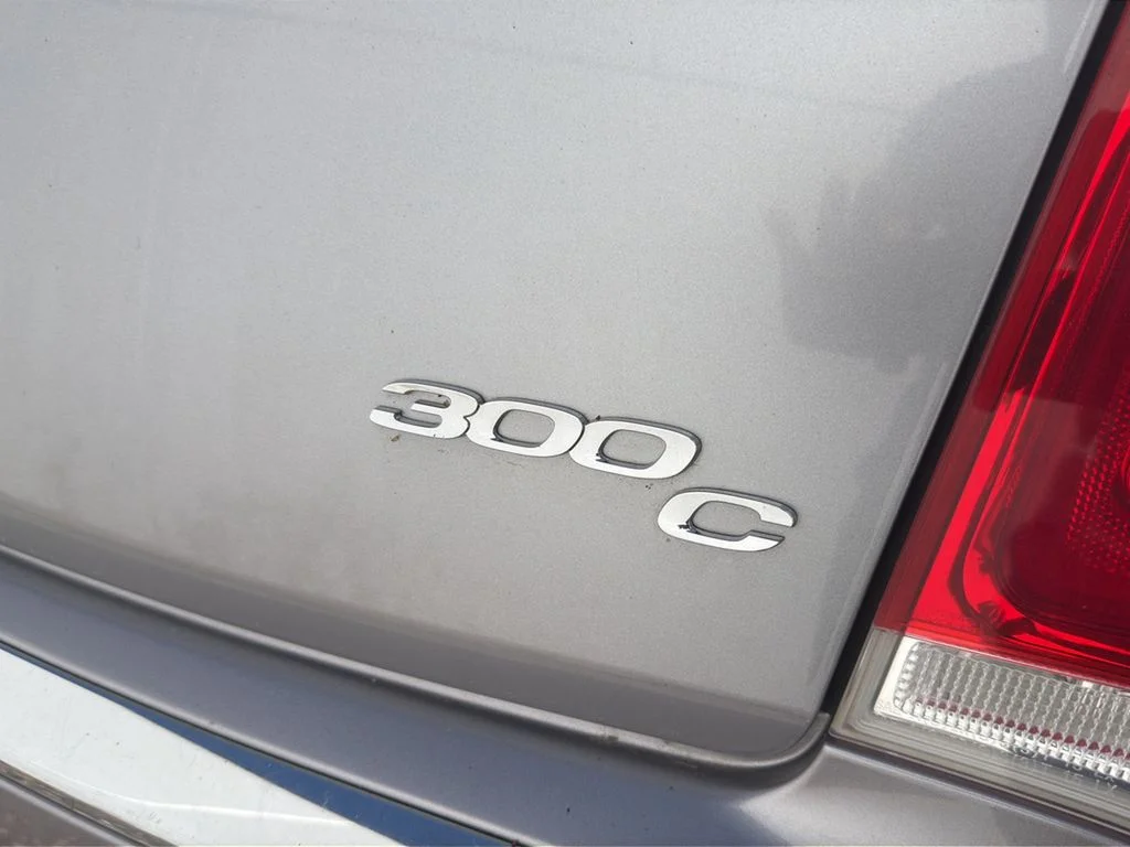 Used 2016 Billet Silver Metallic Clearcoat Chrysler 300C image 6