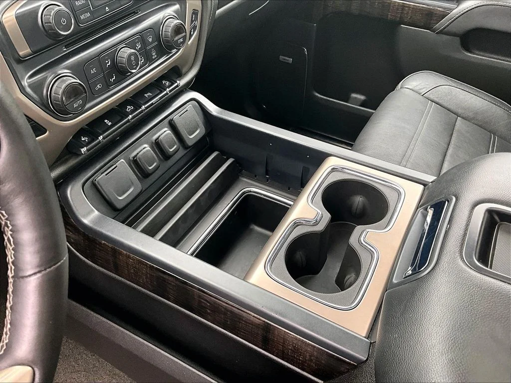 Used 2015 Black GMC Denali image 15
