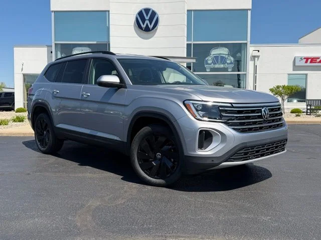 New 2026 Silver Volkswagen 2.0T SE w/Technology image 1