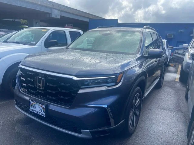 Used 2023 Gray Honda Touring image 2