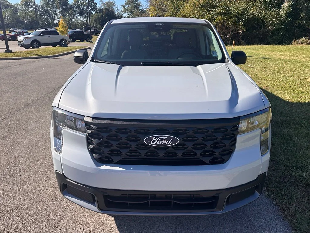 New 2026 Space White Metallic Ford XLT image 13