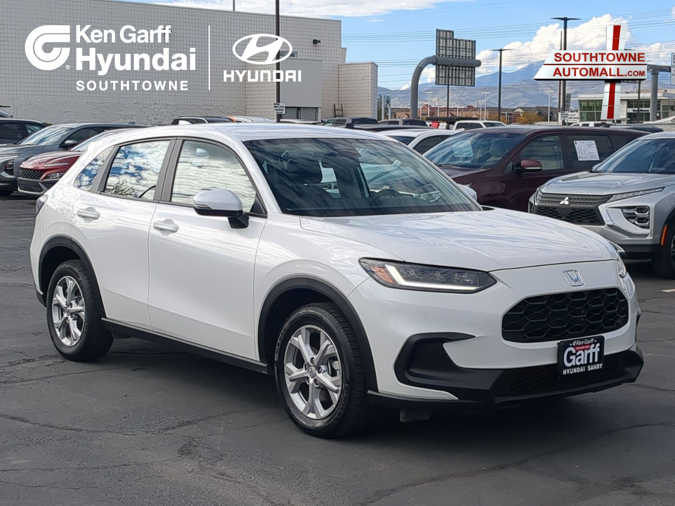 2025 Honda HR-V LX
