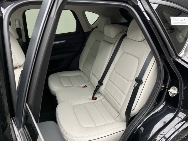 2025 Mazda CX-5 S Preferred package - Photo 11