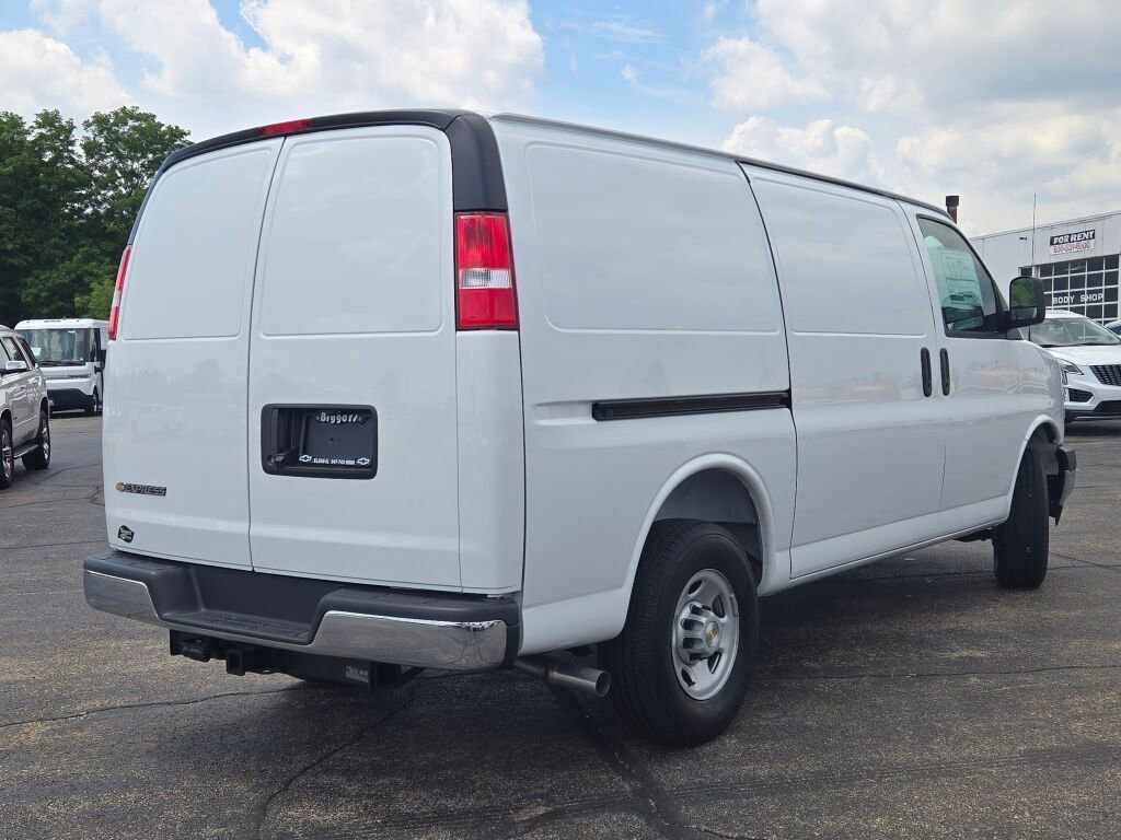 2025 Chevrolet Express Cargo Work Van - Photo 10